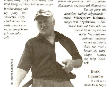 Niedokończony remont chodnika. KULISY POWIATU WIELUŃ. 6.08.2006 r.