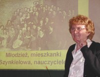 Boena Rabikowska podczas wykadu na Spotkaniu Koa Przyjaci Szkoy Podstawowej.14.06.2008 r.